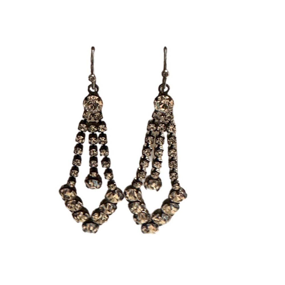 Sparkling Crystal Dangle Drop Earrings Glamorous Statement Jewelry
